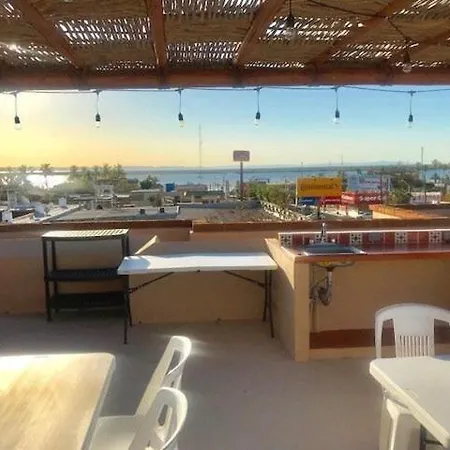 Hermoso Edificio Ubicado A Pocas Cuadras Del Malecon De La Paz Bcs Exterior foto